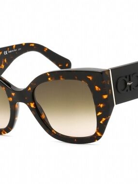 Salvatore Ferragamo Tortoiseshell Brown Gradient Cat-Eye Sunglasses